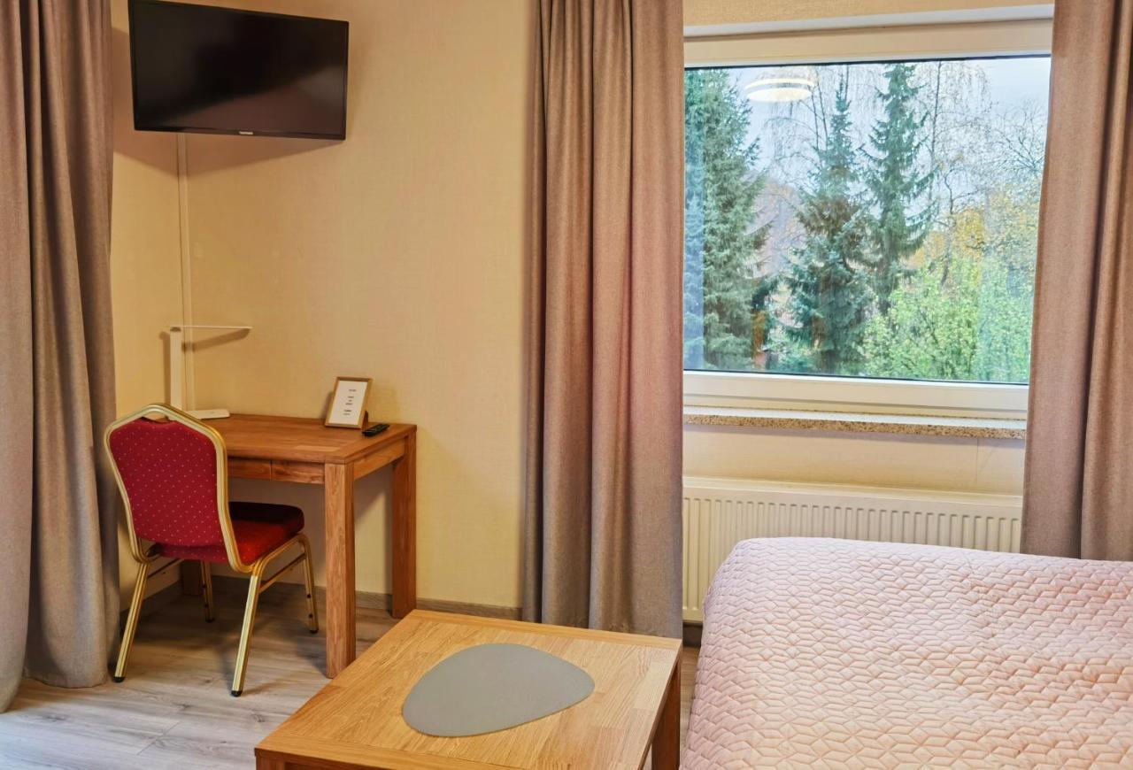 Am Berg Hotel-Restaurant Герцберґ-ам-Гарц Екстер'єр фото